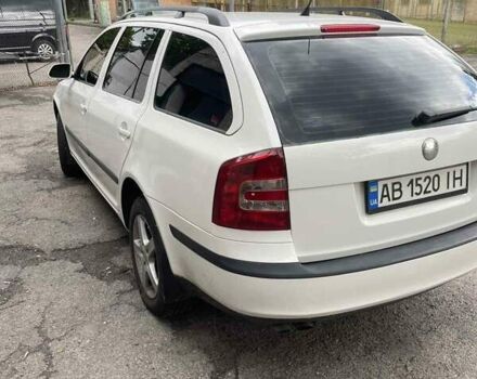 Белый Шкода Октавия, объемом двигателя 1.97 л и пробегом 230 тыс. км за 6200 $, фото 2 на Automoto.ua