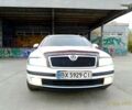 Білий Шкода Октавія, об'ємом двигуна 1.6 л та пробігом 200 тис. км за 7800 $, фото 1 на Automoto.ua