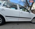 Белый Шкода Октавия, объемом двигателя 1.6 л и пробегом 149 тыс. км за 6200 $, фото 1 на Automoto.ua