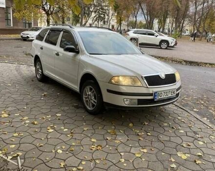 Белый Шкода Октавия, объемом двигателя 1.6 л и пробегом 261 тыс. км за 5950 $, фото 12 на Automoto.ua