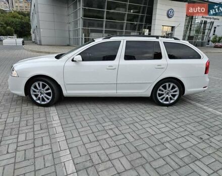 Белый Шкода Октавия, объемом двигателя 1.6 л и пробегом 230 тыс. км за 6600 $, фото 3 на Automoto.ua
