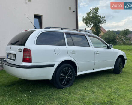Белый Шкода Октавия, объемом двигателя 1.6 л и пробегом 400 тыс. км за 3270 $, фото 8 на Automoto.ua