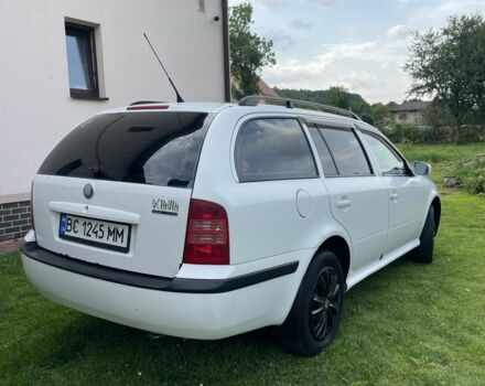 Білий Шкода Октавія, об'ємом двигуна 1.6 л та пробігом 400 тис. км за 3250 $, фото 3 на Automoto.ua