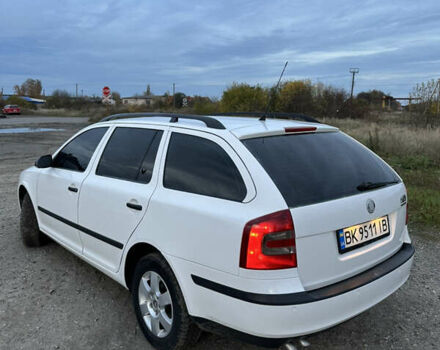 Шкода Октавия 2006 в Радивилове на Automoto.ua Белый Шкода Октавия, объемом двигателя 1.9 л и пробегом 332 тыс. км за 5500 $, фото 13 на Automoto.ua