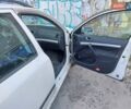 Белый Шкода Октавия, объемом двигателя 1.6 л и пробегом 252 тыс. км за 4600 $, фото 12 на Automoto.ua