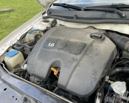 Білий Шкода Октавія, об'ємом двигуна 1.6 л та пробігом 400 тис. км за 3250 $, фото 6 на Automoto.ua