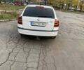 Белый Шкода Октавия, объемом двигателя 1.6 л и пробегом 261 тыс. км за 5950 $, фото 2 на Automoto.ua