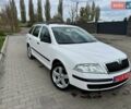 Белый Шкода Октавия, объемом двигателя 1.6 л и пробегом 251 тыс. км за 5750 $, фото 1 на Automoto.ua