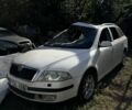 Белый Шкода Октавия, объемом двигателя 0 л и пробегом 250 тыс. км за 1200 $, фото 1 на Automoto.ua