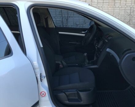 Білий Шкода Октавія, об'ємом двигуна 1.9 л та пробігом 277 тис. км за 5500 $, фото 5 на Automoto.ua