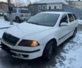 Белый Шкода Октавия, объемом двигателя 1.8 л и пробегом 250 тыс. км за 2000 $, фото 1 на Automoto.ua