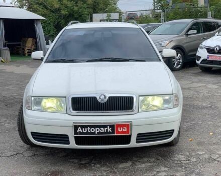 Белый Шкода Октавия, объемом двигателя 1.6 л и пробегом 168 тыс. км за 5940 $, фото 1 на Automoto.ua