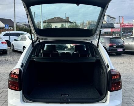 Белый Шкода Октавия, объемом двигателя 2 л и пробегом 280 тыс. км за 9300 $, фото 5 на Automoto.ua