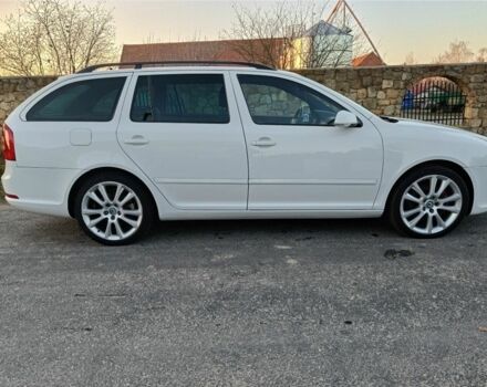 Білий Шкода Октавія, об'ємом двигуна 2 л та пробігом 284 тис. км за 2319 $, фото 2 на Automoto.ua