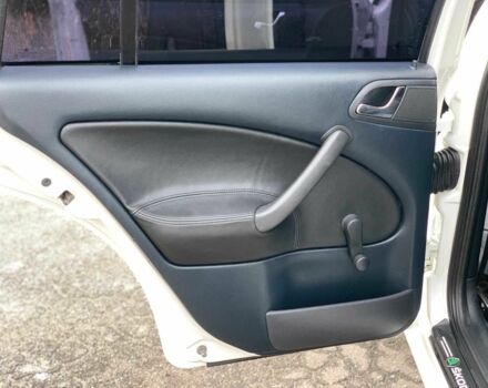 Белый Шкода Октавия, объемом двигателя 1.6 л и пробегом 168 тыс. км за 5940 $, фото 18 на Automoto.ua