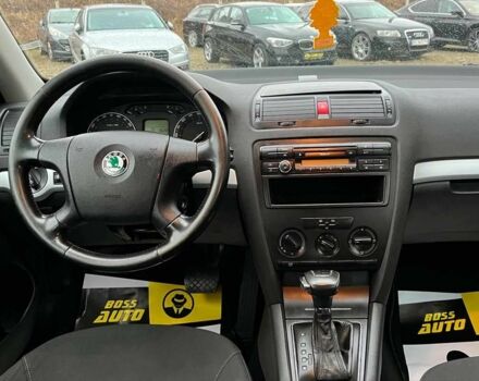 Білий Шкода Октавія, об'ємом двигуна 2 л та пробігом 283 тис. км за 5900 $, фото 17 на Automoto.ua