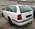 Белый Шкода Октавия, объемом двигателя 1.6 л и пробегом 245 тыс. км за 1200 $, фото 1 на Automoto.ua