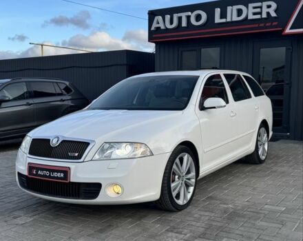 Белый Шкода Октавия, объемом двигателя 2 л и пробегом 280 тыс. км за 9300 $, фото 8 на Automoto.ua