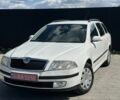 Белый Шкода Октавия, объемом двигателя 2 л и пробегом 270 тыс. км за 6200 $, фото 1 на Automoto.ua