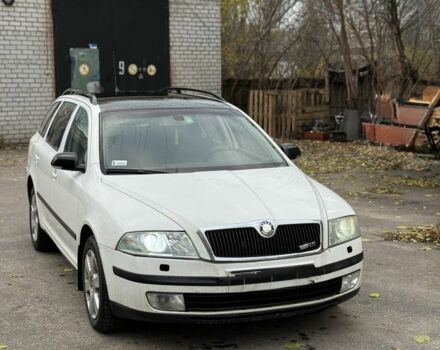 Білий Шкода Октавія, об'ємом двигуна 0 л та пробігом 300 тис. км за 3250 $, фото 1 на Automoto.ua