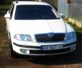 Белый Шкода Октавия, объемом двигателя 1.6 л и пробегом 212 тыс. км за 7800 $, фото 1 на Automoto.ua
