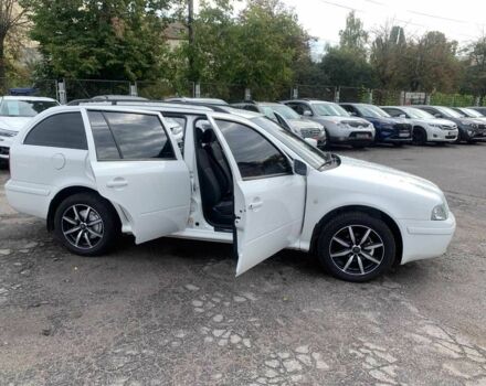 Белый Шкода Октавия, объемом двигателя 1.6 л и пробегом 168 тыс. км за 5940 $, фото 12 на Automoto.ua