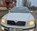 Белый Шкода Октавия, объемом двигателя 1.9 л и пробегом 300 тыс. км за 3000 $, фото 1 на Automoto.ua