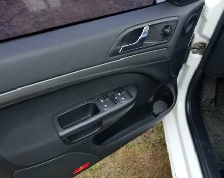 Белый Шкода Октавия, объемом двигателя 2 л и пробегом 250 тыс. км за 4450 $, фото 17 на Automoto.ua