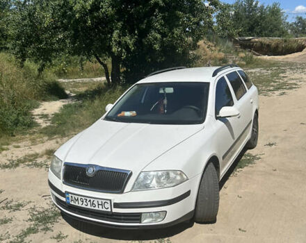 Білий Шкода Октавія, об'ємом двигуна 1.6 л та пробігом 292 тис. км за 6000 $, фото 5 на Automoto.ua