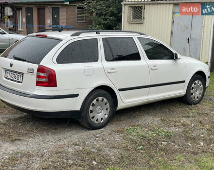 Белый Шкода Октавия, объемом двигателя 1.6 л и пробегом 221 тыс. км за 6200 $, фото 2 на Automoto.ua
