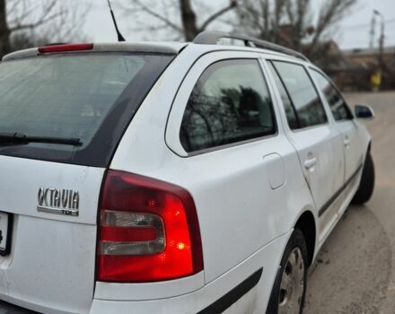 Белый Шкода Октавия, объемом двигателя 1.9 л и пробегом 300 тыс. км за 3000 $, фото 3 на Automoto.ua