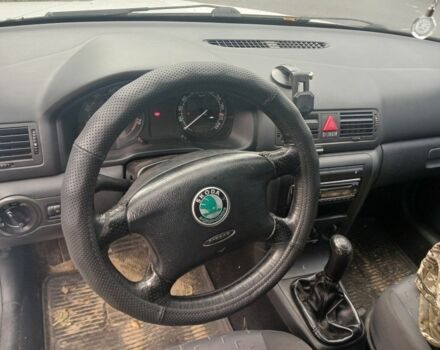 Шкода Октавия 2007 в Нежине на Automoto.ua Белый Шкода Октавия, объемом двигателя 1.6 л и пробегом 232 тыс. км за 2600 $, фото 6 на Automoto.ua