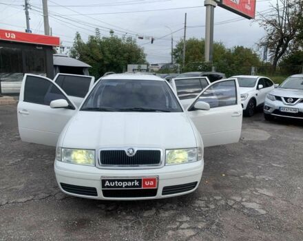 Белый Шкода Октавия, объемом двигателя 1.6 л и пробегом 168 тыс. км за 5940 $, фото 13 на Automoto.ua