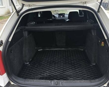 Білий Шкода Октавія, об'ємом двигуна 1.6 л та пробігом 236 тис. км за 5500 $, фото 6 на Automoto.ua