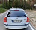 Белый Шкода Октавия, объемом двигателя 1.6 л и пробегом 248 тыс. км за 6300 $, фото 4 на Automoto.ua
