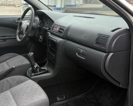 Белый Шкода Октавия, объемом двигателя 2 л и пробегом 300 тыс. км за 2150 $, фото 16 на Automoto.ua