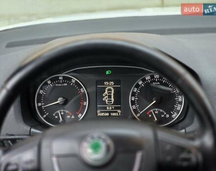 Белый Шкода Октавия, объемом двигателя 1.6 л и пробегом 268 тыс. км за 9500 $, фото 17 на Automoto.ua