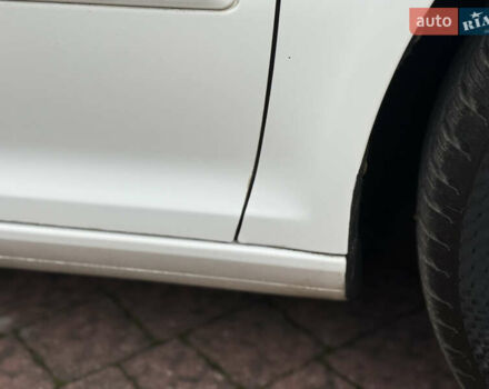 Білий Шкода Октавія, об'ємом двигуна 1.6 л та пробігом 245 тис. км за 6900 $, фото 85 на Automoto.ua