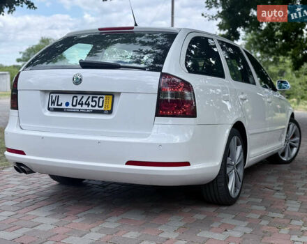 Белый Шкода Октавия, объемом двигателя 2 л и пробегом 269 тыс. км за 9250 $, фото 13 на Automoto.ua