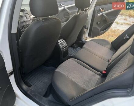 Белый Шкода Октавия, объемом двигателя 1.6 л и пробегом 307 тыс. км за 5500 $, фото 29 на Automoto.ua