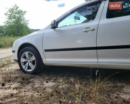Білий Шкода Октавія, об'ємом двигуна 1.8 л та пробігом 219 тис. км за 7000 $, фото 12 на Automoto.ua