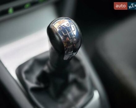 Белый Шкода Октавия, объемом двигателя 1.6 л и пробегом 268 тыс. км за 9500 $, фото 11 на Automoto.ua