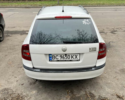 Белый Шкода Октавия, объемом двигателя 1.97 л и пробегом 228 тыс. км за 7200 $, фото 9 на Automoto.ua