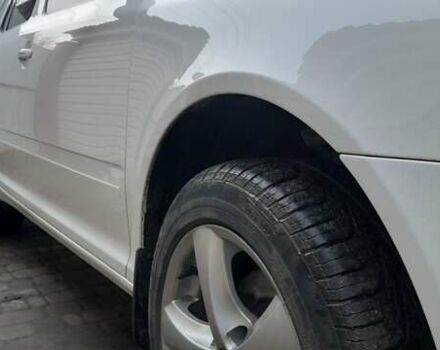 Белый Шкода Октавия, объемом двигателя 1.6 л и пробегом 214 тыс. км за 6000 $, фото 4 на Automoto.ua