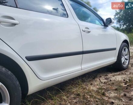 Білий Шкода Октавія, об'ємом двигуна 1.8 л та пробігом 219 тис. км за 7000 $, фото 3 на Automoto.ua