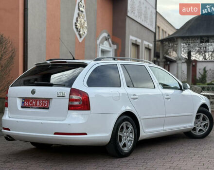 Білий Шкода Октавія, об'ємом двигуна 1.6 л та пробігом 245 тис. км за 6900 $, фото 27 на Automoto.ua