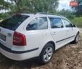 Білий Шкода Октавія, об'ємом двигуна 1.8 л та пробігом 219 тис. км за 7000 $, фото 7 на Automoto.ua