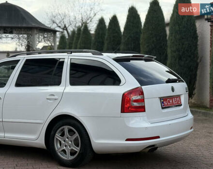 Білий Шкода Октавія, об'ємом двигуна 1.6 л та пробігом 245 тис. км за 6900 $, фото 35 на Automoto.ua