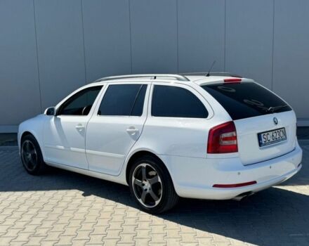 Белый Шкода Октавия, объемом двигателя 2 л и пробегом 240 тыс. км за 3000 $, фото 6 на Automoto.ua