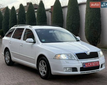 Білий Шкода Октавія, об'ємом двигуна 1.6 л та пробігом 245 тис. км за 6900 $, фото 26 на Automoto.ua